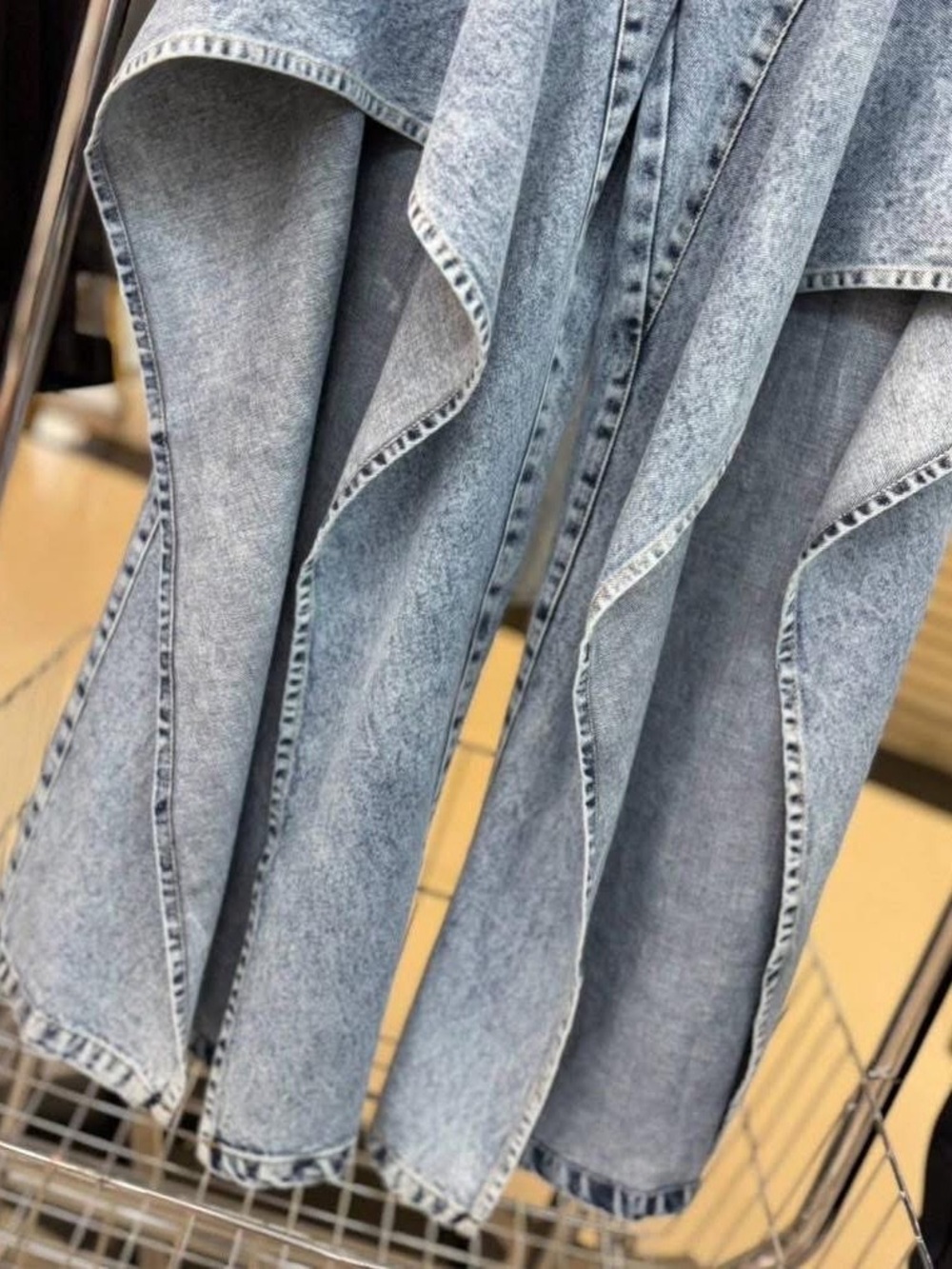 Front Slit Jeans - Picture 5 of 7
